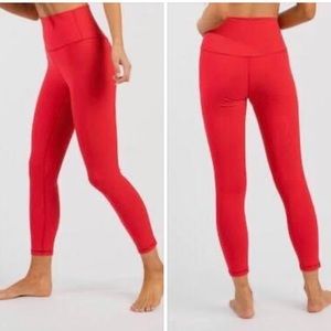 Zyia red ascend crop size 4- beautiful color